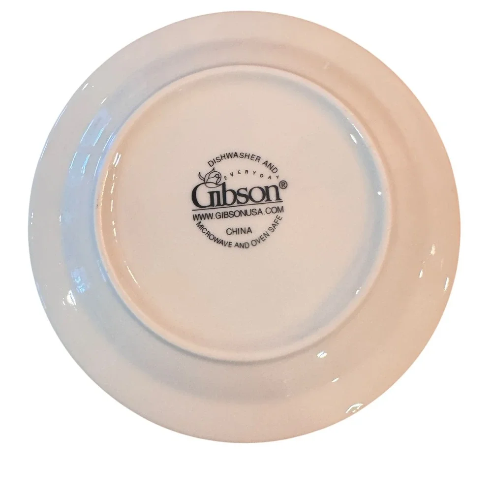 Gibson Everyday Christmas Tree Holly Berry China Dessert Salad Plate 7 Inch